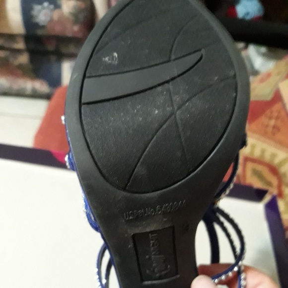 I'm  selling on behalf of my friend - Picture 6 of 8